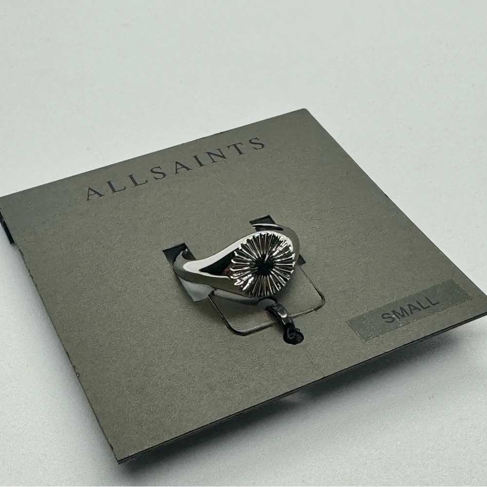 AllSaints‎ New Size 6 Rhodium Plated Textured Fan Signet Ring Silver Tone Brass
